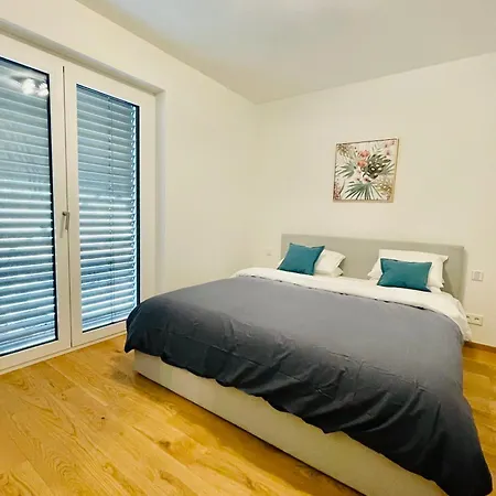 Apartamento High-end 3br W Terrace, Garden&parking *