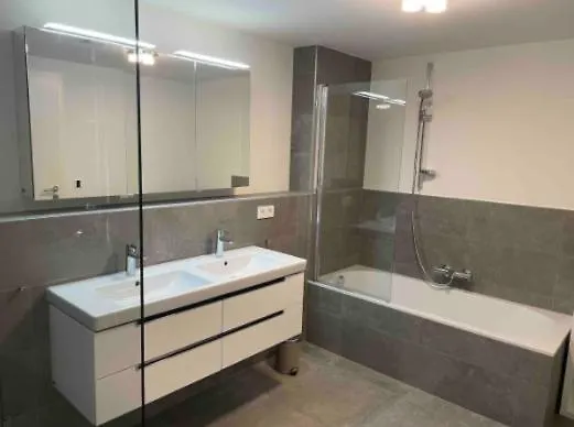 High-end 3br W Terrace, Garden&parking Appartement *